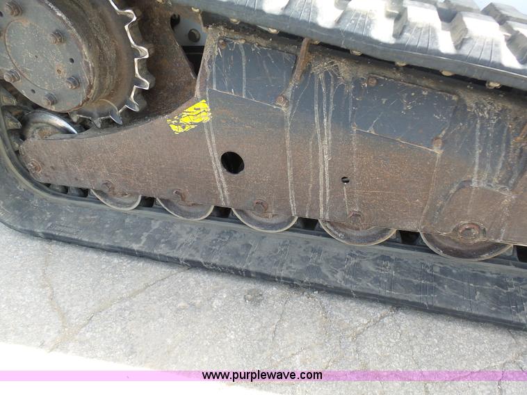 image for item L3200 2013 Bobcat T750 skid steer