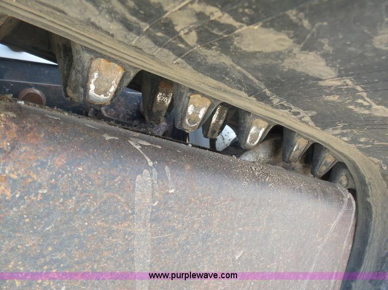 image for item L3200 2013 Bobcat T750 skid steer