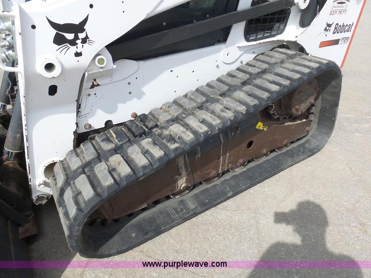 image for item L3200 2013 Bobcat T750 skid steer