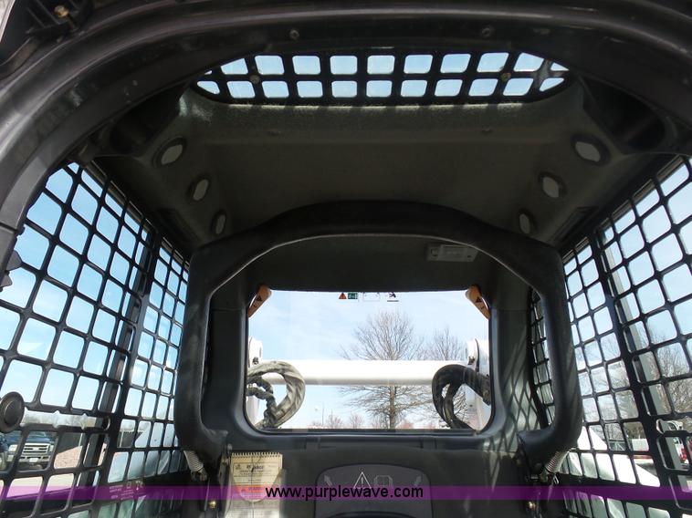 image for item L3200 2013 Bobcat T750 skid steer