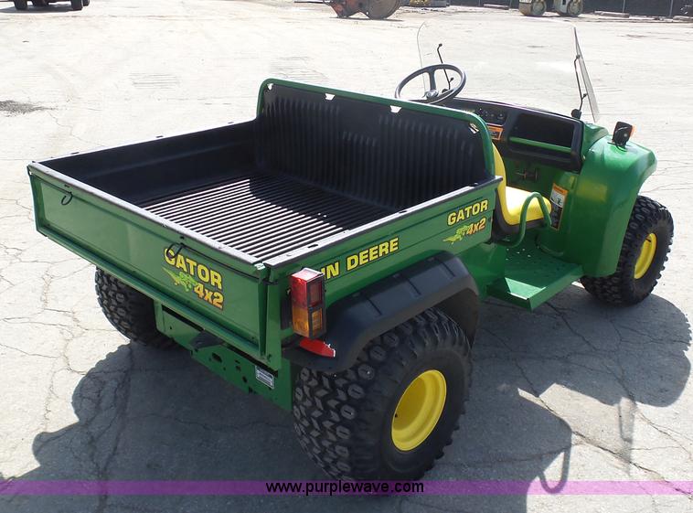image for item L3202 John Deere Gator utility vehicle