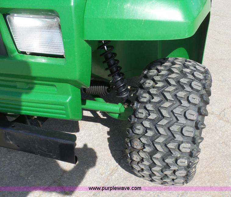 image for item L3202 John Deere Gator utility vehicle