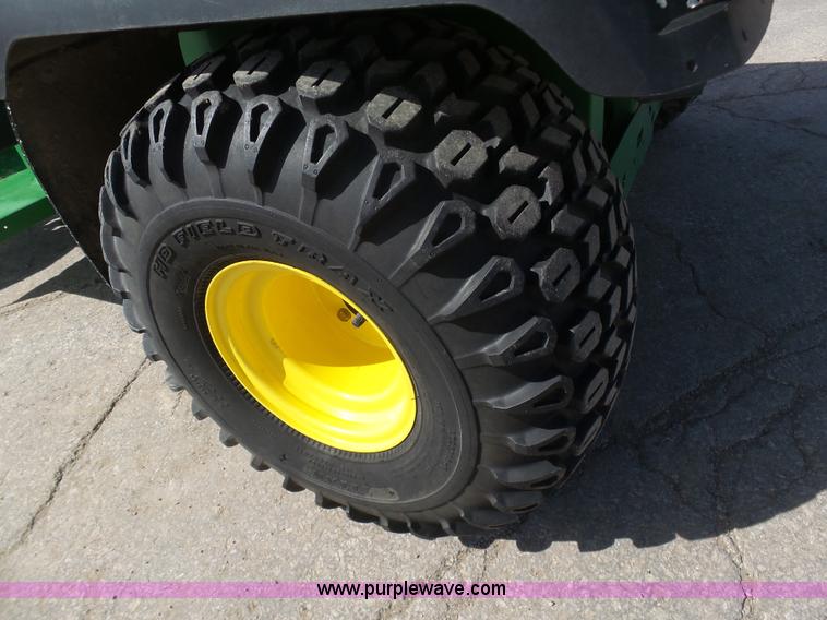 image for item L3202 John Deere Gator utility vehicle
