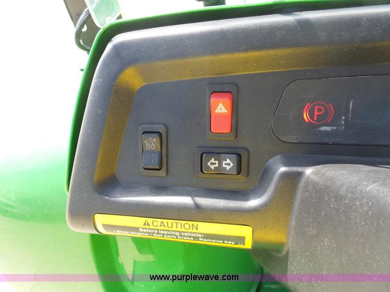 image for item L3202 John Deere Gator utility vehicle
