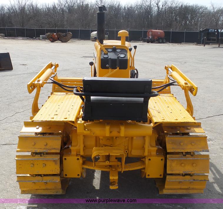 image for item L3203 1959 John Deere 440IC dozer