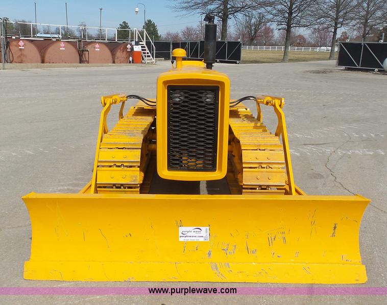 image for item L3203 1959 John Deere 440IC dozer