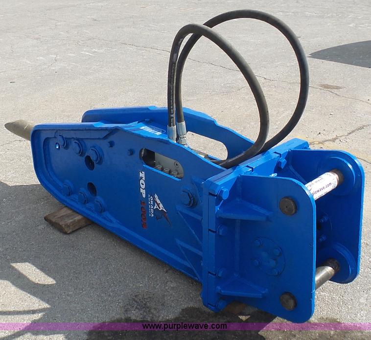 image for item L3204 2013 Akada TOP-100A hydraulic hammer