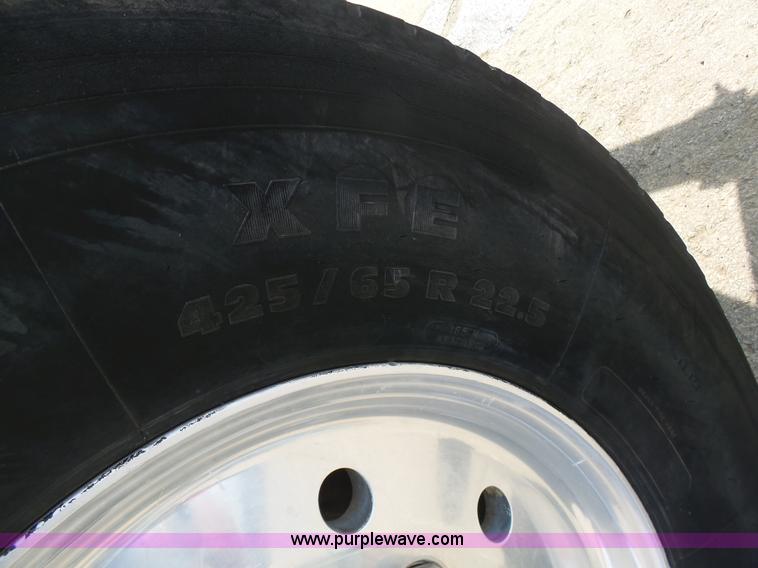 image for item L3205 1996 Mack CL613 water truck