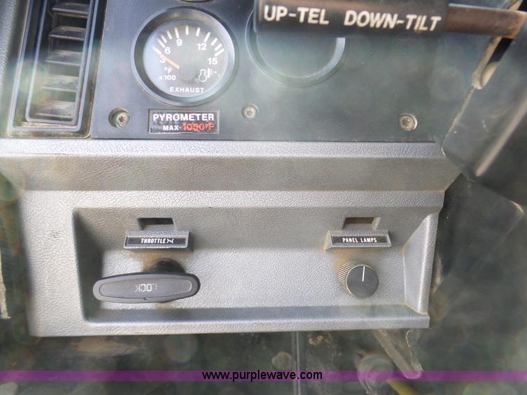 image for item L3205 1996 Mack CL613 water truck