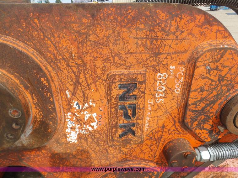 image for item L3206 NPK G26J hydraulic material processor/concrete pulverizer