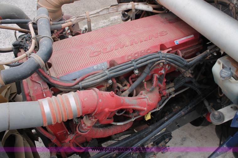 image for item AP9385 2006 Kenworth W900L semi truck