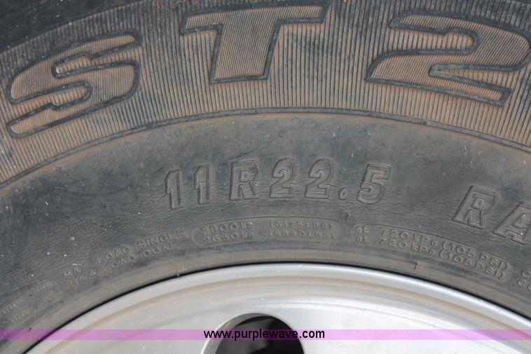 image for item AP9385 2006 Kenworth W900L semi truck