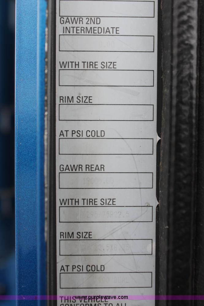 image for item AP9385 2006 Kenworth W900L semi truck