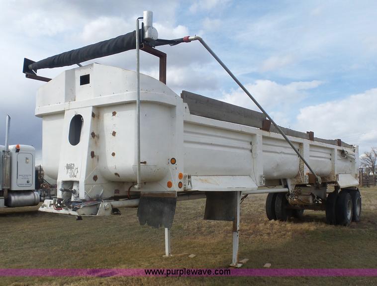 image for item J1680 1990 Clement LW34258TSL dump trailer