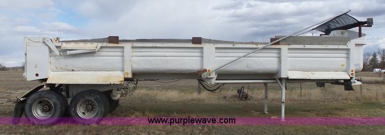 image for item J1680 1990 Clement LW34258TSL dump trailer