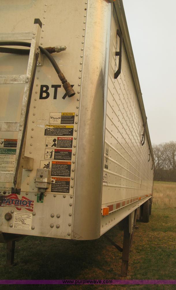 image for item J2847 2008 Wilson DWBT-650 Patriot belt trailer