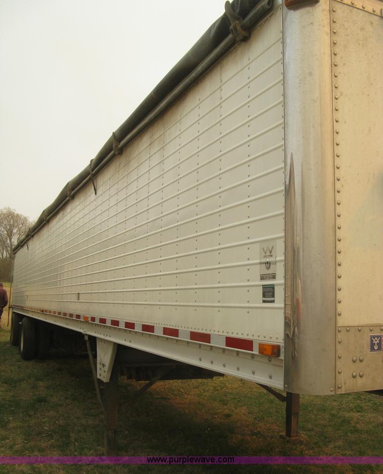 image for item J2847 2008 Wilson DWBT-650 Patriot belt trailer