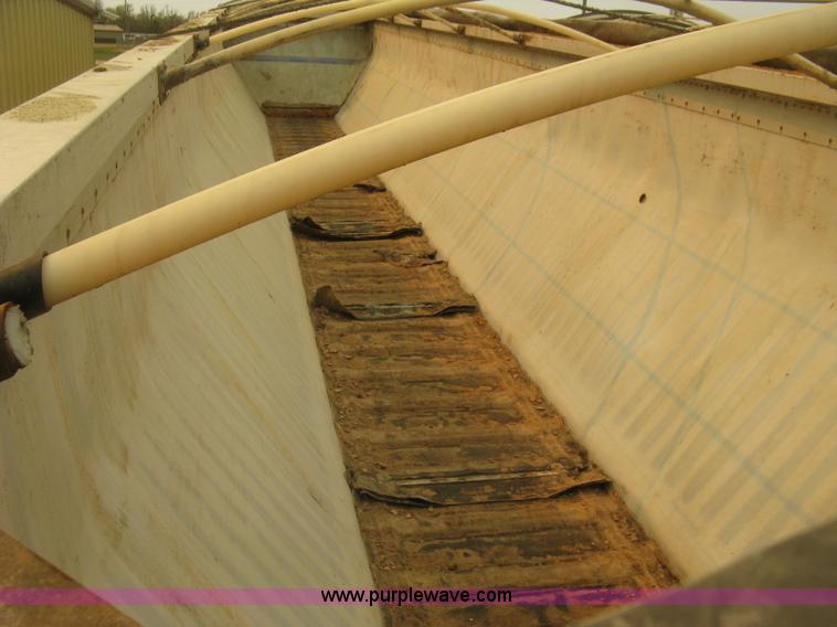 image for item J2847 2008 Wilson DWBT-650 Patriot belt trailer