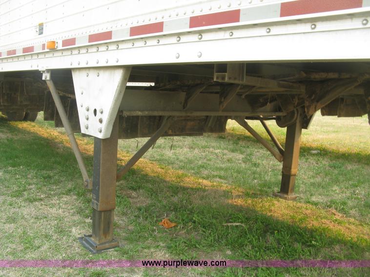 image for item J2848 2008 Wilson DWBT-600 Patriot belt trailer