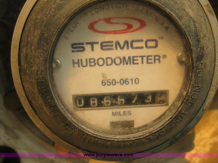 image for item J2848 2008 Wilson DWBT-600 Patriot belt trailer