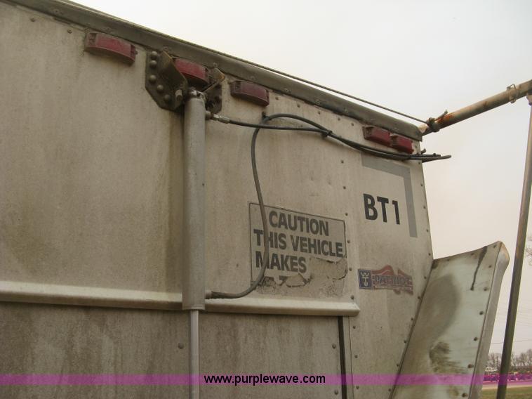 image for item J2848 2008 Wilson DWBT-600 Patriot belt trailer