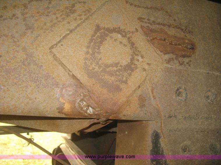 image for item J2848 2008 Wilson DWBT-600 Patriot belt trailer