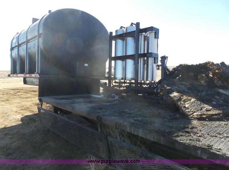 image for item J6149 2016 JD Skiles Pit Stop equipment trailer