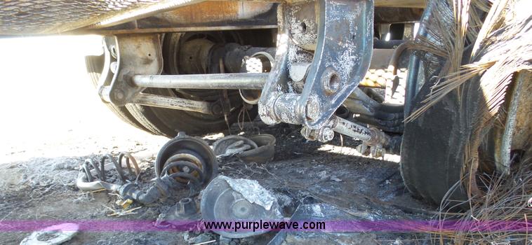 image for item J6149 2016 JD Skiles Pit Stop equipment trailer