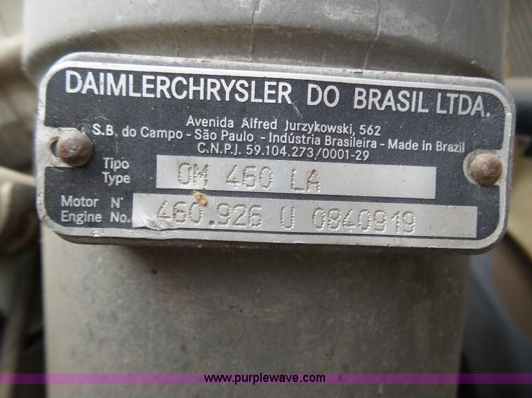 image for item J6156 2007 Freightliner Columbia semi truck