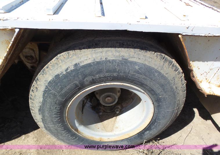 image for item J6183 1978 Herc equipment trailer