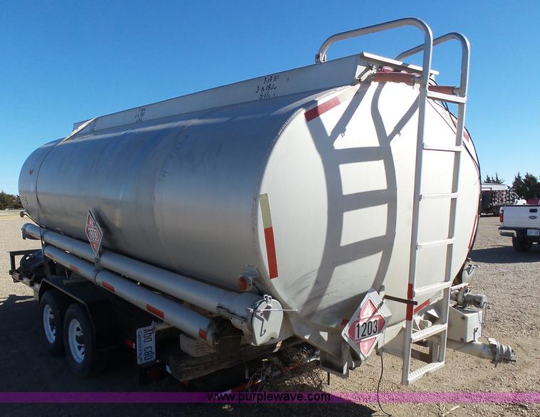image for item J6186 1979 Timpte Beall bulk delivery tank