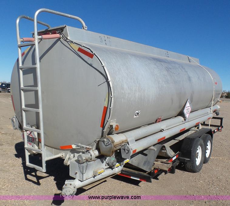 image for item J6186 1979 Timpte Beall bulk delivery tank