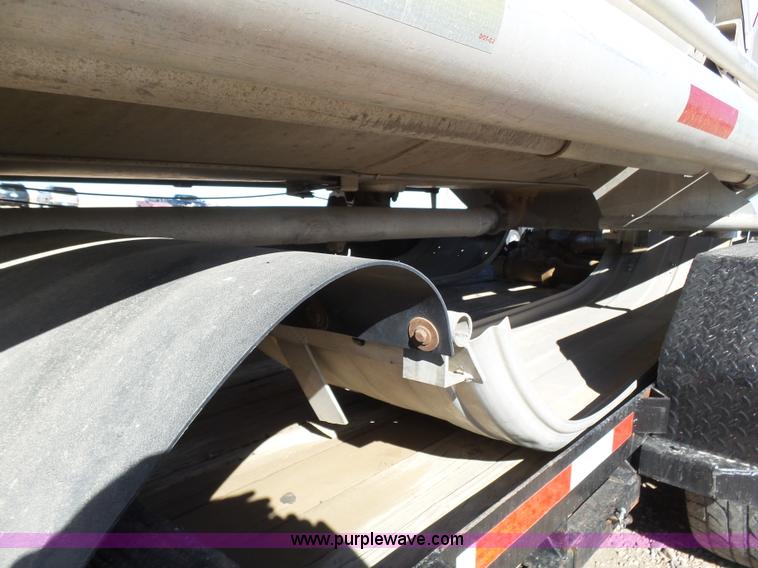 image for item J6186 1979 Timpte Beall bulk delivery tank