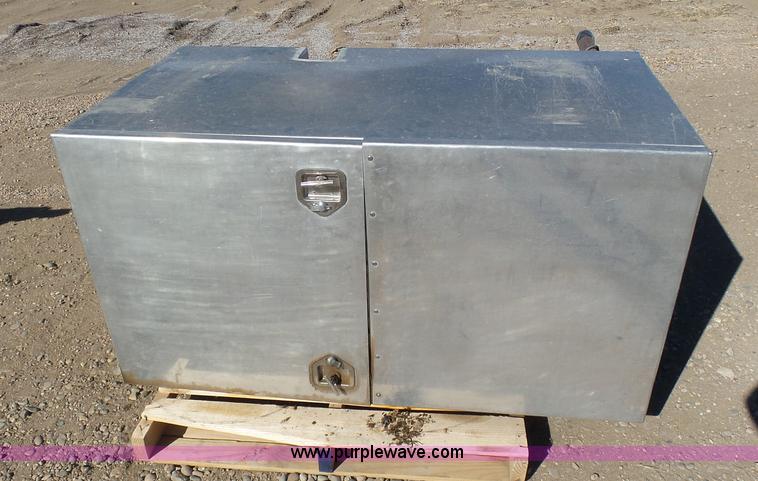 image for item J6186 1979 Timpte Beall bulk delivery tank