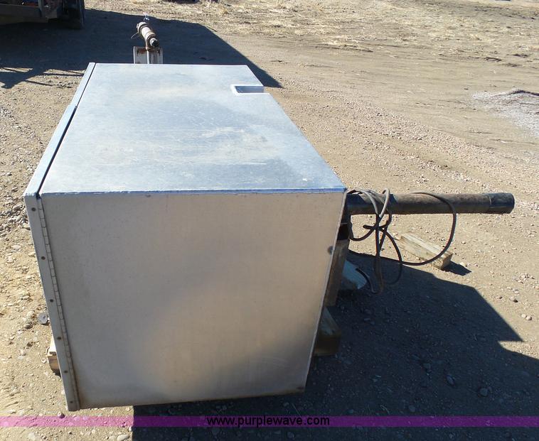 image for item J6186 1979 Timpte Beall bulk delivery tank