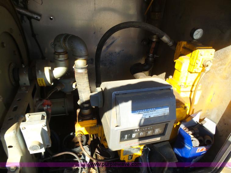 image for item J6186 1979 Timpte Beall bulk delivery tank