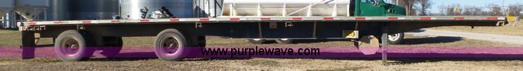 image for item J7646 2000 Utility flatbed trailer