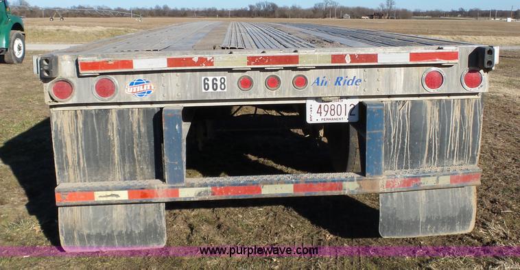 image for item J7646 2000 Utility flatbed trailer