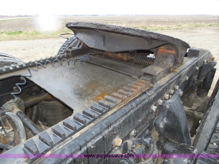 image for item J8968 1984 Volvo Autocar AT64FX semi truck