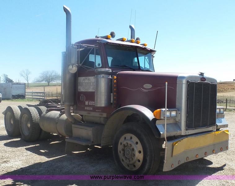 image for item K4248 1991 Peterbilt 379 semi truck
