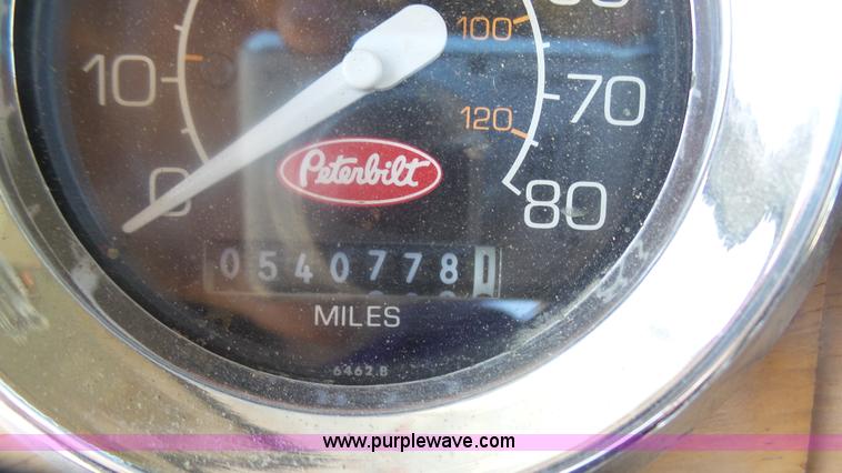 image for item K4248 1991 Peterbilt 379 semi truck