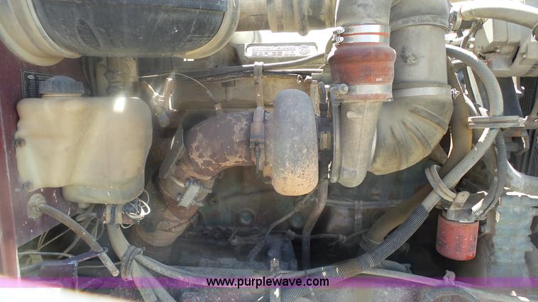 image for item K4248 1991 Peterbilt 379 semi truck