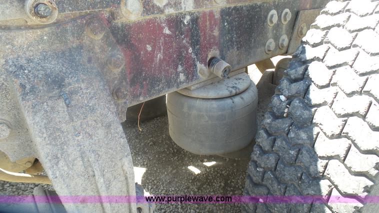 image for item K4248 1991 Peterbilt 379 semi truck