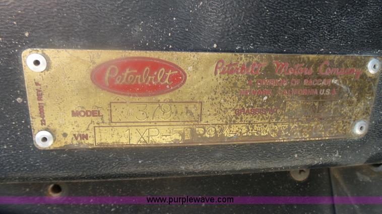 image for item K4248 1991 Peterbilt 379 semi truck