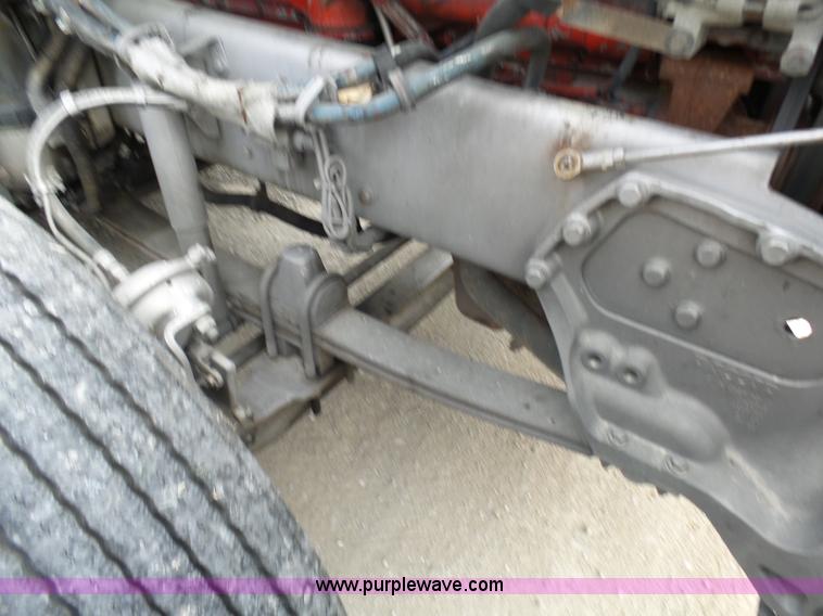 image for item K4275 2007 Kenworth T600 semi truck