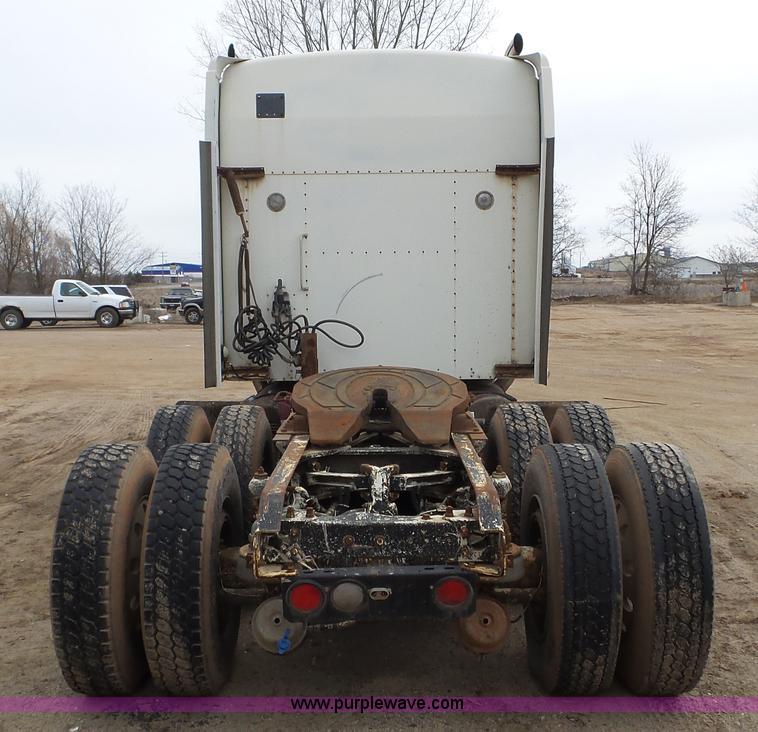 image for item K5631 2000 Kenworth W900 semi truck