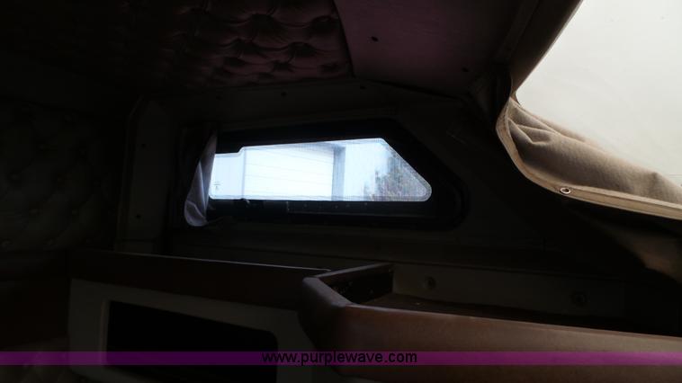 image for item K5631 2000 Kenworth W900 semi truck