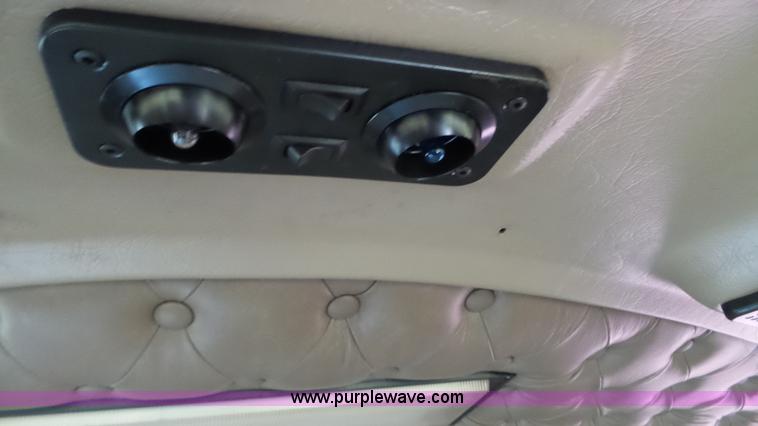 image for item K5631 2000 Kenworth W900 semi truck