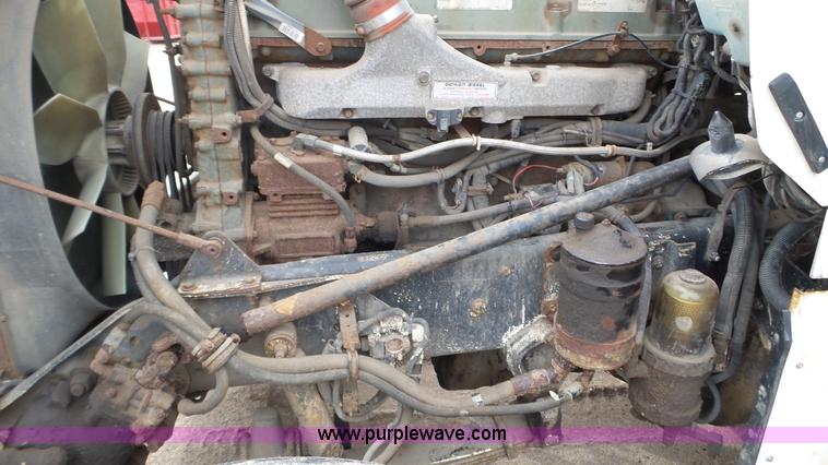 image for item K5631 2000 Kenworth W900 semi truck