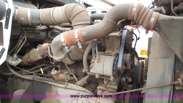 image for item K5631 2000 Kenworth W900 semi truck